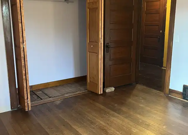 Property at 1704 Madison St, La Crosse, WI, 54601, 2 beds, 1 bath, [object Object]