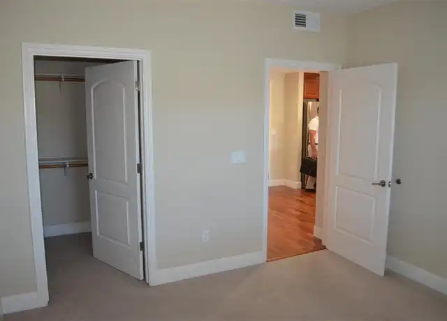 Property at 7680 Monterey Rd Unit 211, Gilroy, CA, 95020, 1 bed, 1 bath, [object Object]