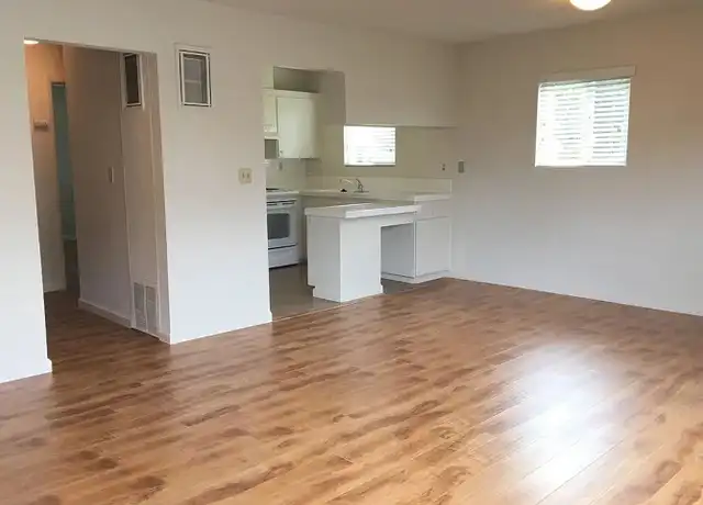 Property at 10192 E Park Cir Unit 10192-4, Cupertino, CA, 95014, 2 beds, 1 bath, [object Object]