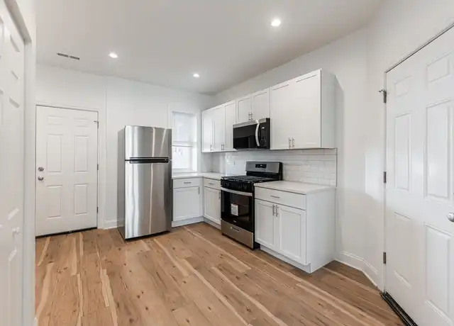 Property at 2101 N Hamlin Ave Unit 1F, Chicago, IL, 60647, 2 beds, 1 bath, [object Object]