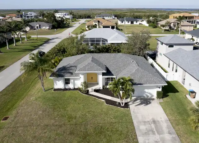 Property at 2652 SW 29th Ave, Cape Coral, FL, 33914, 3 beds, 2 baths, [object Object]