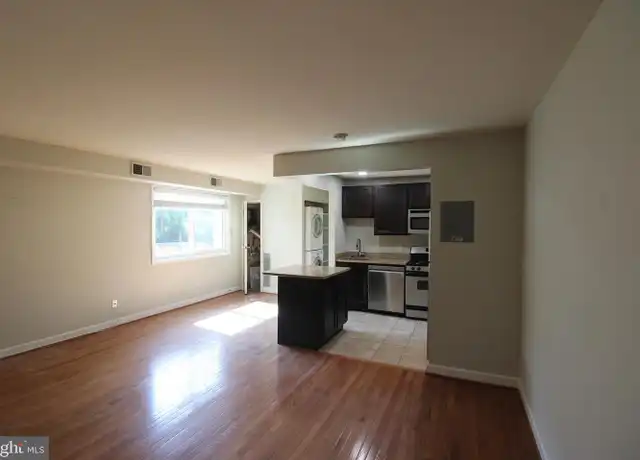 Property at 1221 N Quinn St #12, Arlington, VA, 22209, 1 bed, 1 bath, [object Object]