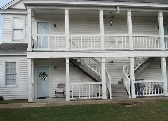 Property at 4 S Coit St, Florence, SC, 29501, 1 bed, 1 bath, [object Object]