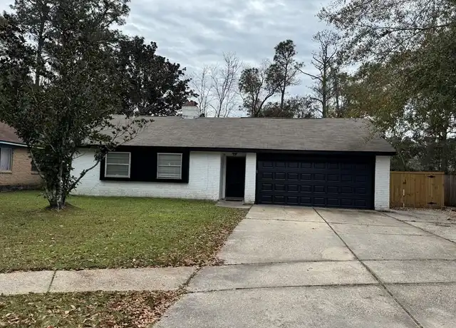 Property at 229 S Queens Dr, Slidell, LA, 70458, 3 beds, 2 baths, [object Object]