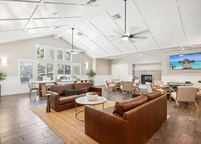 Photo of 1200 Creekside Dr, Folsom, CA 95630