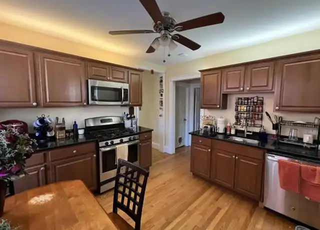 Property at 391 Highland Ave, Somerville, MA, 02144, 3 beds, 1 bath, [object Object]