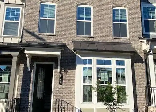 Property at 3267 Park Pointe Cir, Scottdale, GA, 30079, 3 beds, 2.5 baths, [object Object]