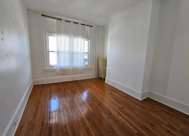 Property at 2910 W Oxford St, Philadelphia, PA, 19121, 2 beds, 1 bath, [object Object]