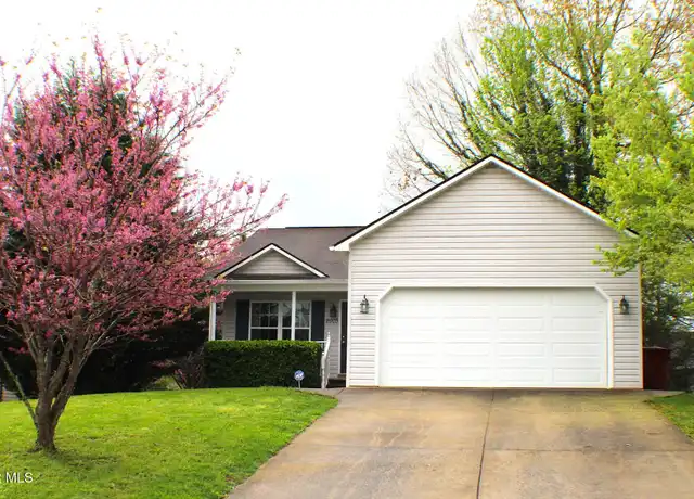 Property at 2903 Mayfield Dr, Johnson City, TN, 37604, 3 beds, 2 baths, [object Object]