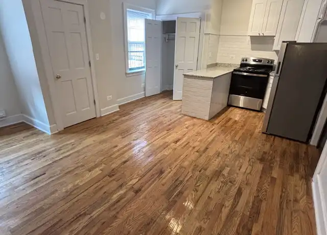 Property at 735 W Junior Ter, Chicago, IL, 60613, 0 beds, 1 bath, [object Object]