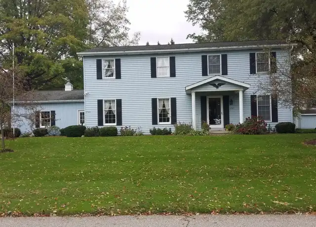 Property at 4749 Cliff Dr, Erie, PA, 16511, 2 beds, 1.5 baths, [object Object]