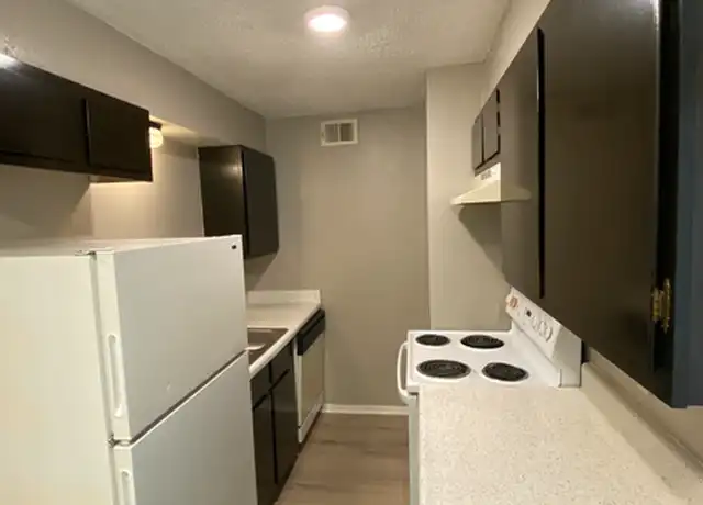 Property at 6022 NW 23rd St Unit 6024-6, Oklahoma City, OK, 73127, 1 bed, 1 bath, [object Object]