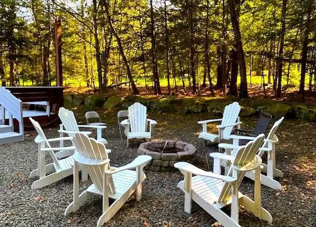 Property at 1255 Chandus Way, Tobyhanna, PA, 18466, 5 beds, 3 baths, [object Object]