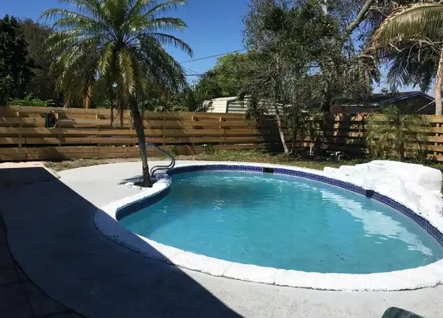 Property at 6331 Farragut St, Hollywood, FL, 33024, 3 beds, 1 bath, [object Object]