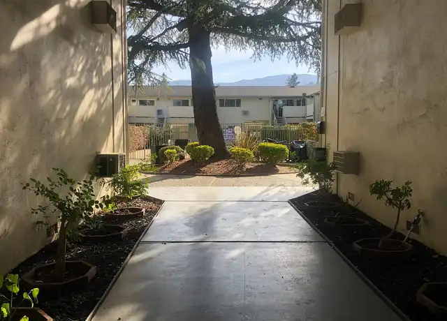 Property at Blossom Hill Garden Apartments - 1758 Gilda Way, San Jose, CA, 95124, 1 bed, 1 bath, [object Object]