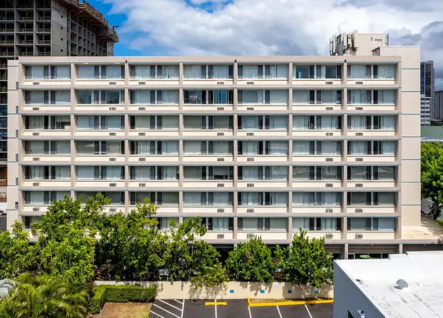 Photo of 1239 S King St, Honolulu, HI 96814