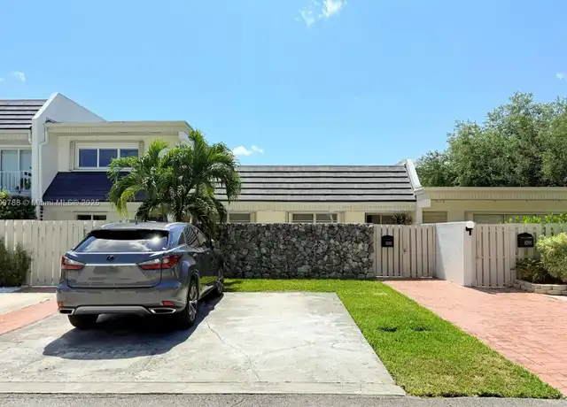 Property at 8208 SW 81st Pl #8208, Miami, FL, 33143, 3 beds, 2 baths, [object Object]