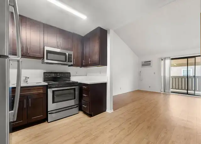 Property at 2633 Ellendale Pl, Los Angeles, CA, 90007, 0 beds, 1 bath, [object Object]