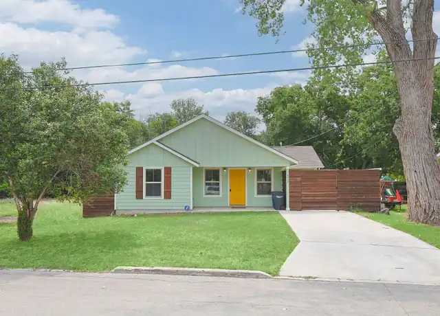 Property at 2055 Michigan St, New Braunfels, TX, 78130, 3 beds, 2 baths, [object Object]