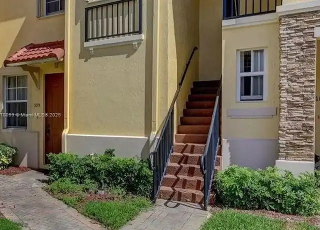 Property at 1420 NE 33rd Ave Unit 110-15, Homestead, FL, 33033, 3 beds, 2 baths, [object Object]