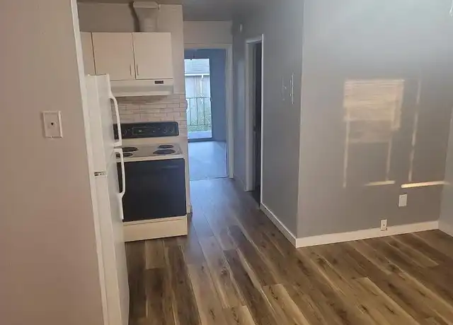 Property at 1010 Delaware Dr, Colorado Springs, CO, 80909, 1 bed, 1 bath, [object Object]