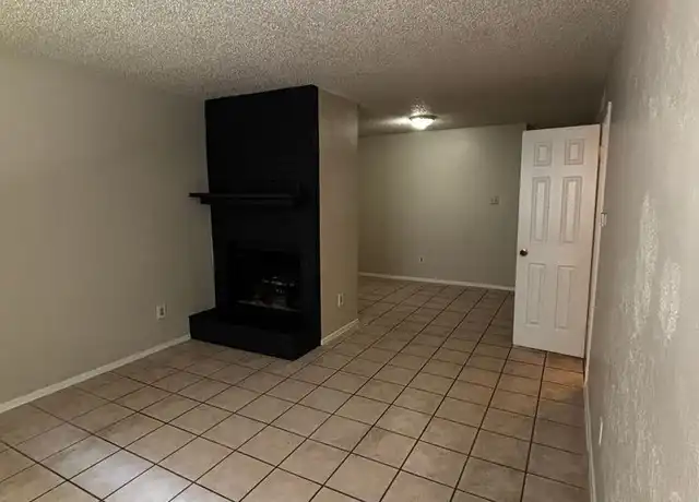 Property at 1322 Southport Dr Unit C, Austin, TX, 78704, 2 beds, 1 bath, [object Object]