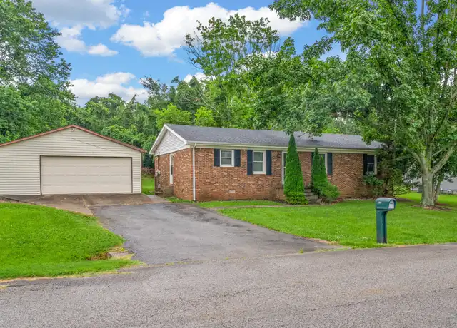 Property at 600 Pineridge Dr, Hopkinsville, KY, 42240, 3 beds, 2 baths, [object Object]