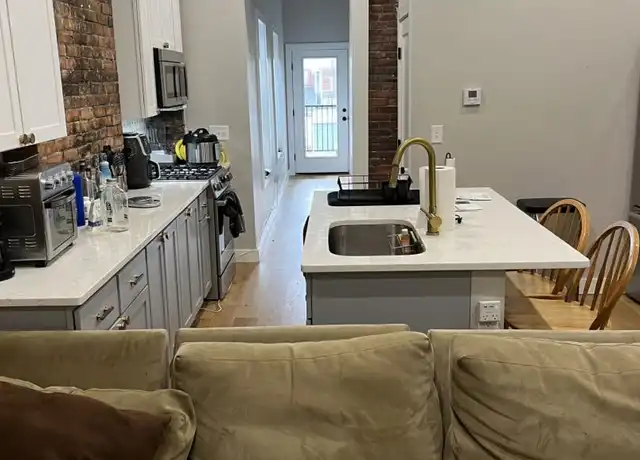 Property at 536 E Broadway, South Boston, MA, 02127, 4 beds, 1 bath, [object Object]