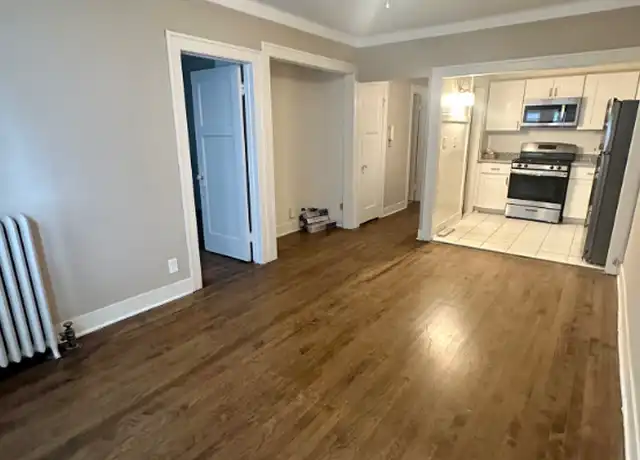 Property at 913 E Kilbourn Ave Unit 33, Milwaukee, WI, 53202, 1 bed, 1 bath, [object Object]