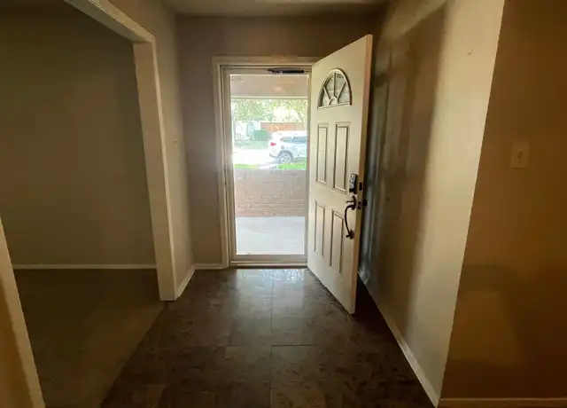 Property at 6829 Lancelot Ct, Fort Worth, TX, 76133, 3 beds, 2 baths, [object Object]