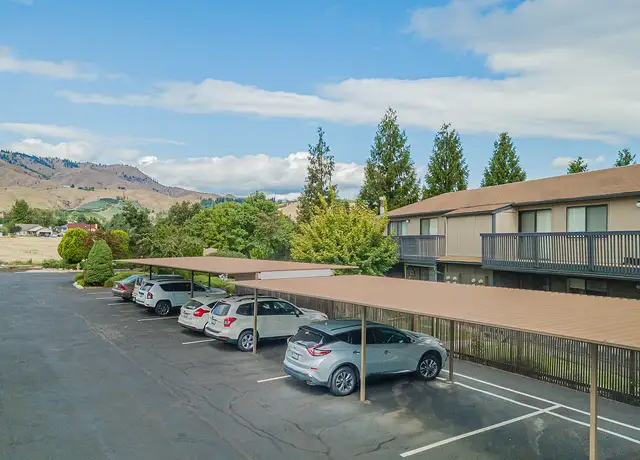 Photo of 1400 Central Ave, Wenatchee, WA 98801