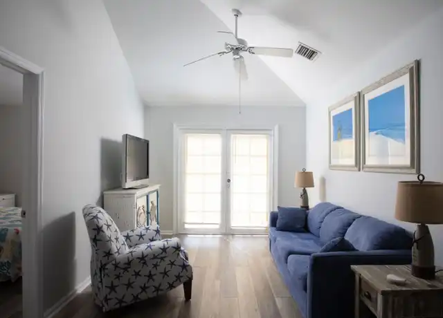 Property at 620 Thomas St, Key West, FL, 33040, 2 beds, 2 baths, [object Object]