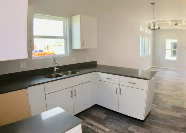 Property at 417 Newport Ave Unit 3, Edinburg, TX, 78539, 3 beds, 2 baths, [object Object]