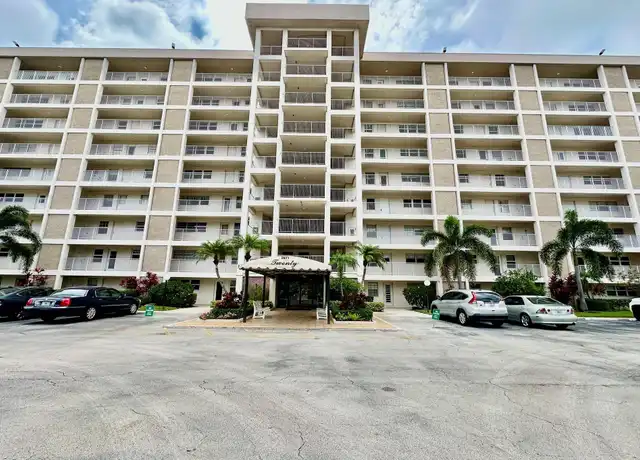 Property at 2671 S Course Dr #802, Pompano Beach, FL, 33069, 2 beds, 2 baths, [object Object]