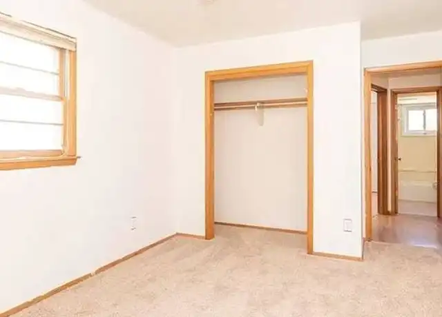 Property at 2869 N 21st St, Milwaukee, WI, 53206, 2 beds, 1 bath, [object Object]