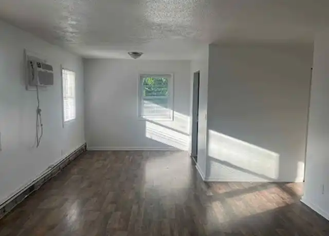 Property at 101 Navaho Ct Unit 3S, Radcliff, KY, 40160, 1 bed, 1 bath, [object Object]