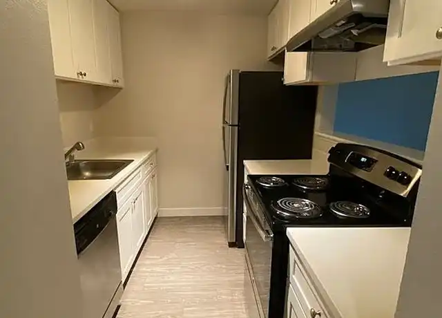 Property at Bayview East - 614 Sheridan Rd, Bremerton, WA, 98310, 1-2 bed, 1 bath, [object Object]