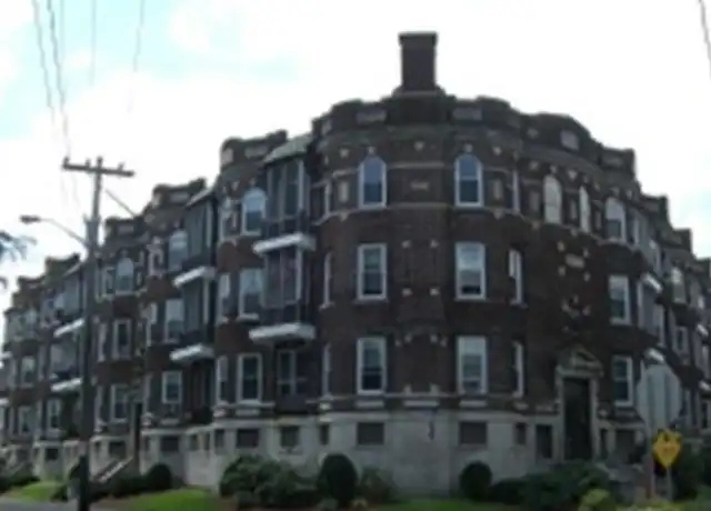 Property at 6 Laurel St Unit 3L, Holyoke, MA, 01040, 2 beds, 1 bath, [object Object]