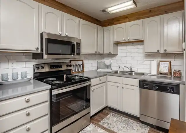 Property at Admiral Place Apartments - 301 Ligon Dr, Shelbyville, TN, 37160, 0-2 beds, 1 bath, [object Object]