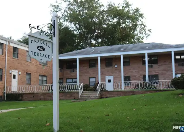 Property at 461 New Milford Ave Unit 10, Oradell, NJ, 07649, 1 bed, 1 bath, [object Object]