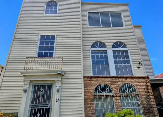 Property at 2919 Carondelet St Unit A, New Orleans, LA, 70115, 2 beds, 1 bath, [object Object]