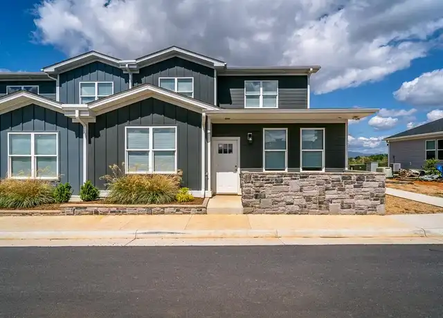 Property at 1520 Crownpoint Dr, Harrisonburg, VA, 22801, 3 beds, 2 baths, [object Object]