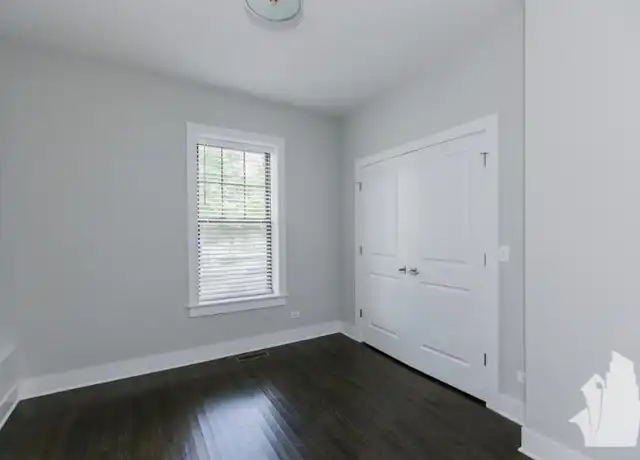 Property at 1952 W Nelson St, Chicago, IL, 60657, 2 beds, 1 bath, [object Object]