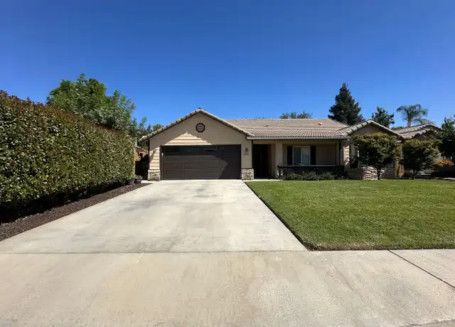 Property at 2322 E Beech Ct, Visalia, CA, 93292, 4 beds, 2 baths, [object Object]
