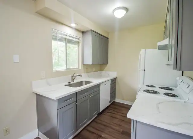 Property at 3018 19th Ave Unit H, Forest Grove, OR, 97116, 2 beds, 1 bath, [object Object]