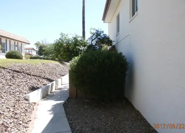 Property at 1720 Los Lagos Dr Unit B, Lake Havasu City, AZ, 86403, 2 beds, 1.5 baths, [object Object]