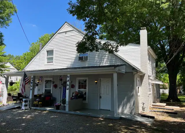 Property at 718 Rainbow Ave, Burlington, NC, 27215, 1 bed, 1 bath, [object Object]