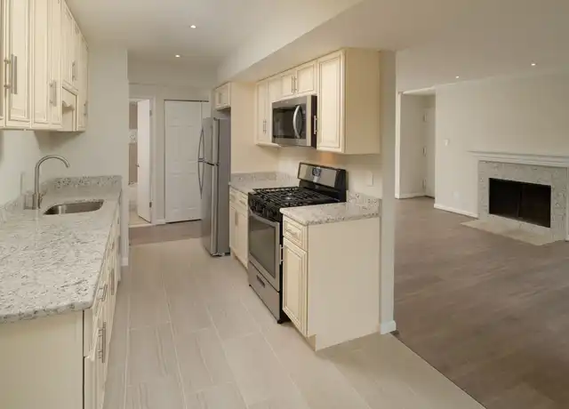 Property at 138 Duvall Ln Unit 401, Gaithersburg, MD, 20877, 2 beds, 2 baths, [object Object]