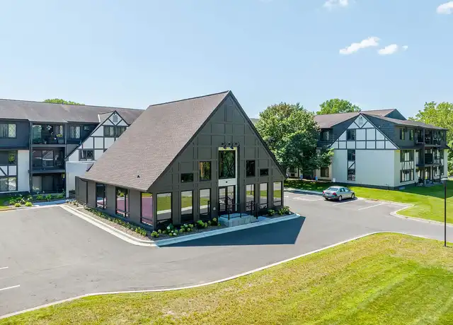 Property at 430 Mendota Apartments - 430 Mendota Rd W, Saint Paul, MN, 55118, 1-2 bed, 1 bath, [object Object]