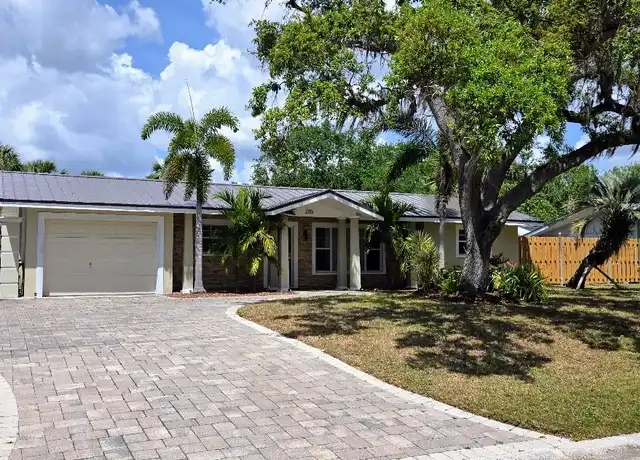 Property at 2115 Alvarado Ln, Sarasota, FL, 34231, 3 beds, 2 baths, [object Object]